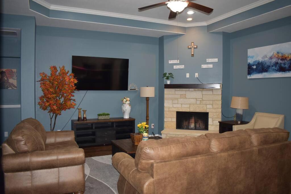 Spacious Conroe Home Around 4 Miles To The Lake Montgomery Εξωτερικό φωτογραφία